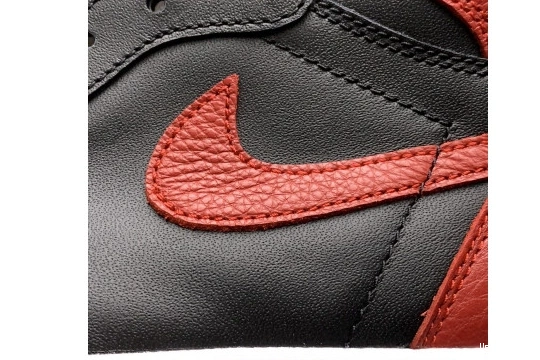 HV6674-067 '85 Bred HV6674-067  (2025) Retro OG High Jordan  1 0608